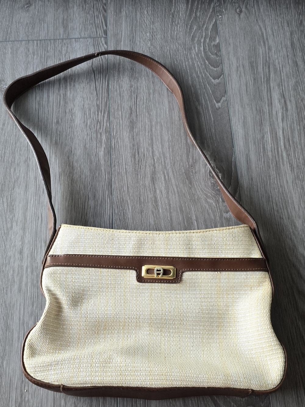 Etienne Aigner Woven Shoulder Bag Ivory Brown Manmade Trim Gold Turn Lock Vtg - Picture 2 of 13